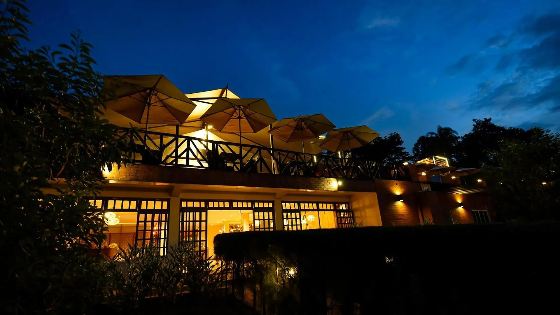 Hotel Divine Resort & Spa Kampala